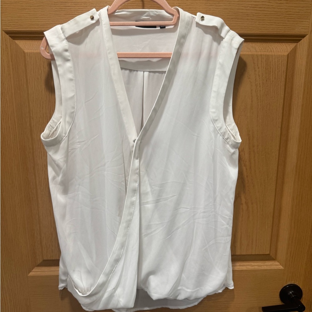 Apt. 9 White Sleeveless Surplice Camisole with Shoulder Tabs
